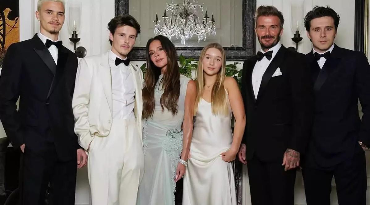 Modelyer 50 yaşını qeyd edib - FOTO