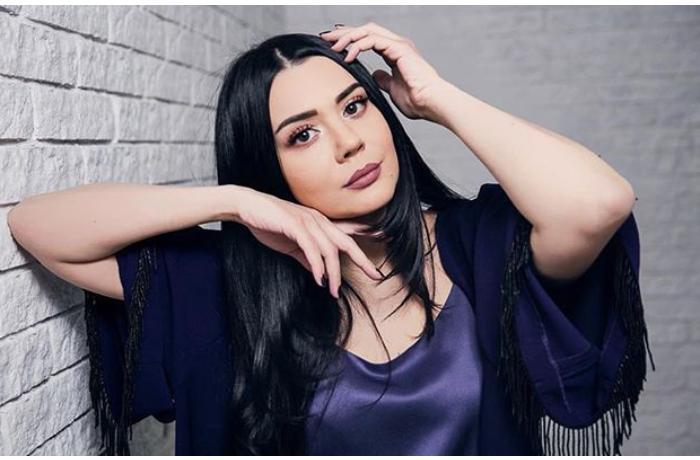 Oksana həm də cərrah ginekoloqdur