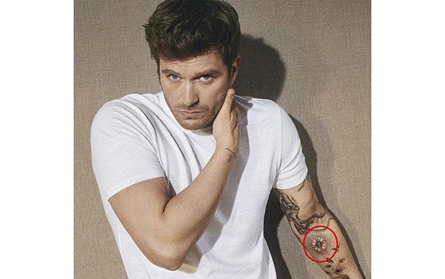 Sevgisini qoluna həkk etdi - FOTO