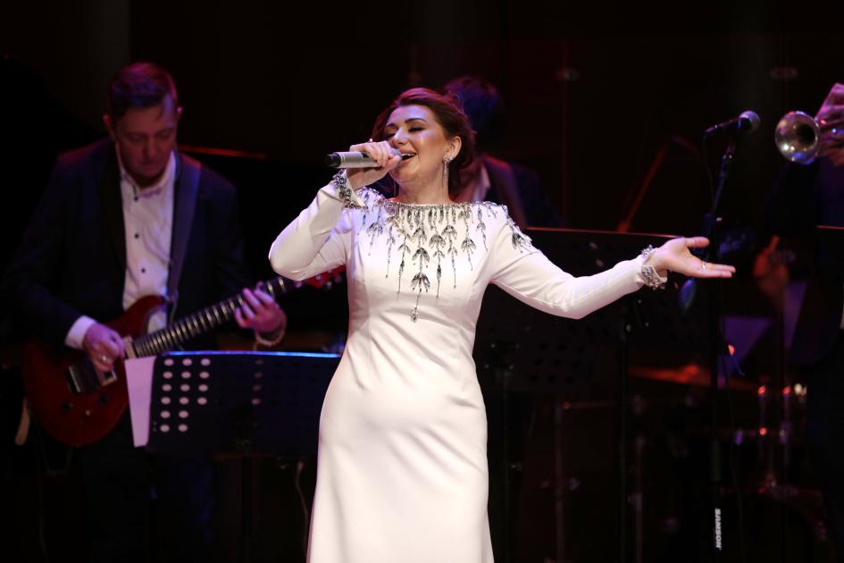 Humay Ulu Öndərin xatirəsinə solo konsert verib
