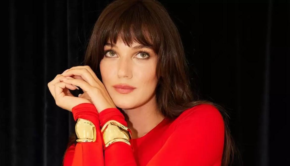 Türkiyəli aktrisa Pınar Deniz 3 mövsümdür rol aldığı “Yargı” serialı ilə vidalaşma mərasiminə qatılıb.