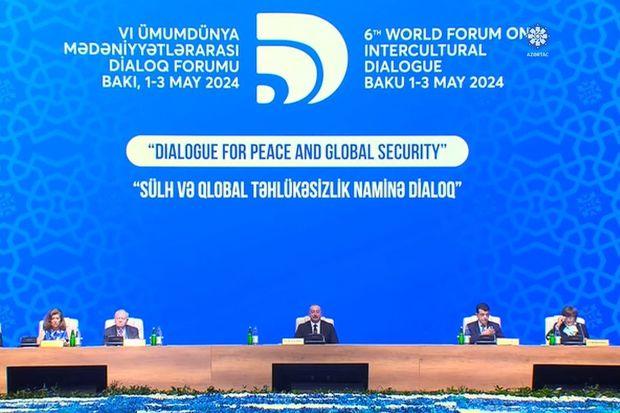 Bakıda beynəlxalq forum işə başlayıb: Prezident tədbirdə çıxış edib