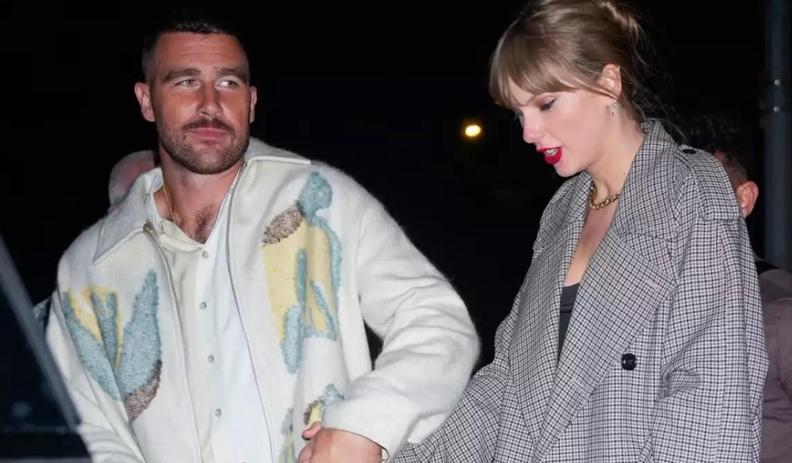 Müğənni sevgilisinin mahnısını açıqlayıb - FOTO