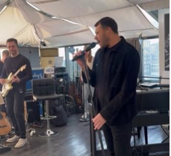 Xalq artisti solo konsertə hazırlaşır