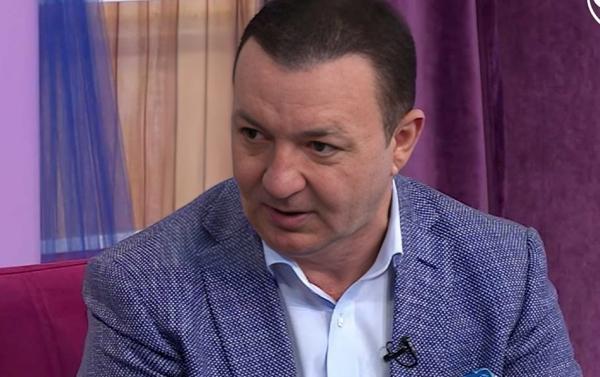 Əməkdar artist özünü cavanlaşdırıb - FOTO