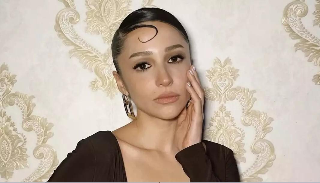 Türkiyəli müğənni eşq yaşayır