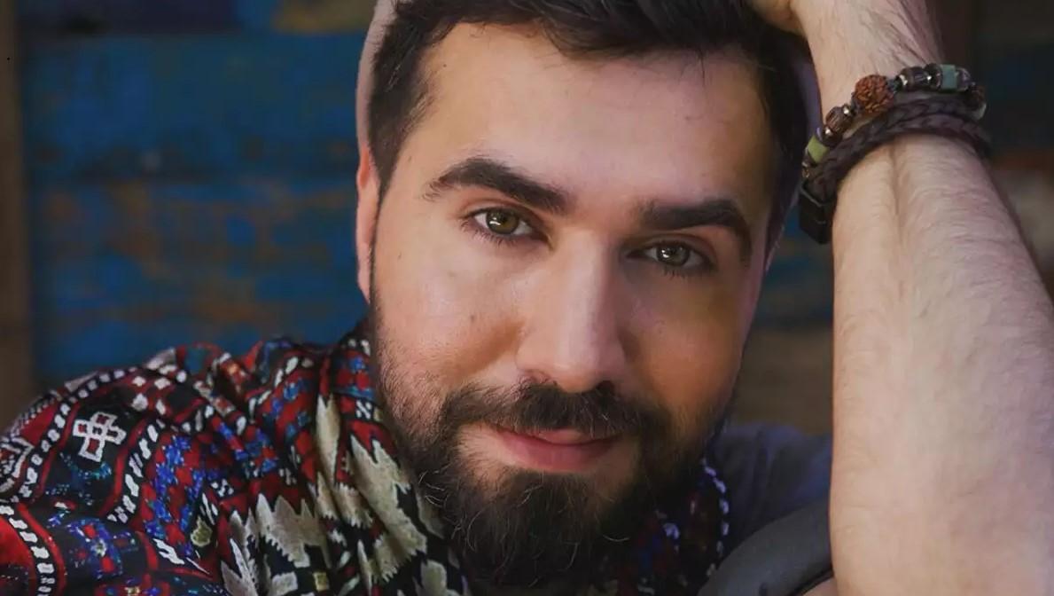 Çingiz pop mahnılardan zövq almır - FOTO