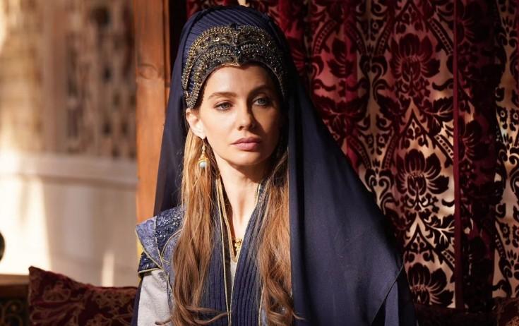 Aktrisa sağlamlıq sirrini bölüşüb