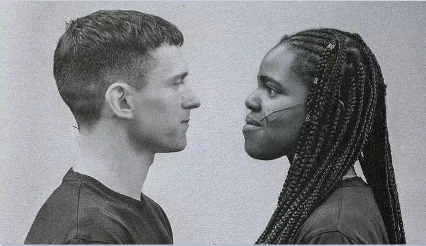 Aktyorun tamaşadan yeni görüntüsü - FOTO