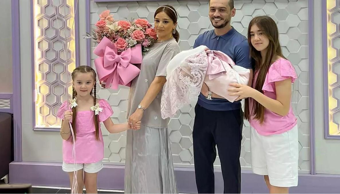 Emilin ailəsinin FOTOSU