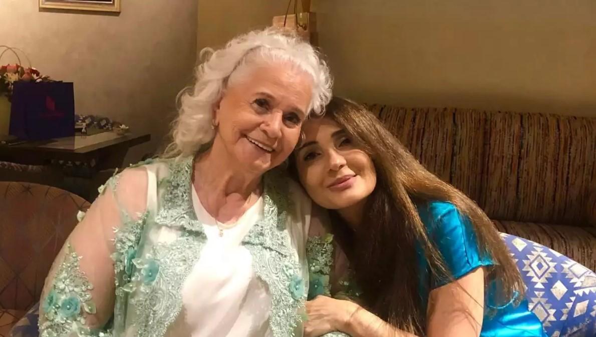 Aktrisa ad gününü qeyd edib - FOTO