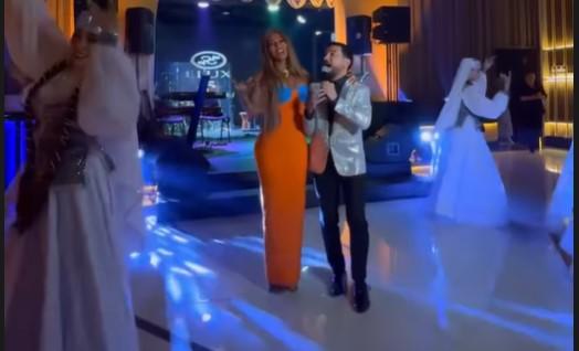 Xalq artistləri birgə rəqs etdi