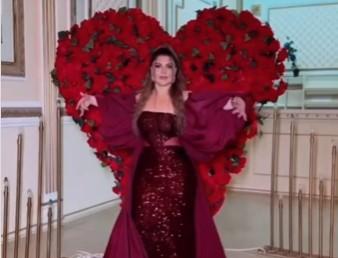 Fatiməni "xınalar kraliçası" adlandırdı