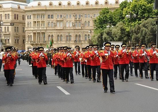 Bakıda hərbi bayram yürüşləri keçirilir - FOTO-VİDEO