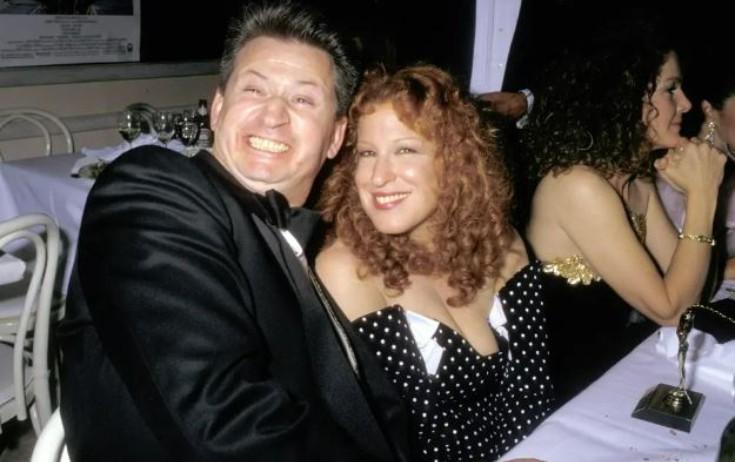 Aktrisa 40 ildir ayrı yataqda yatır