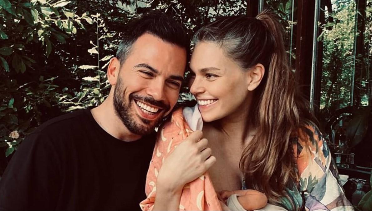 Aktrisa həyat yoldaşı ilə əl-ələ - FOTO