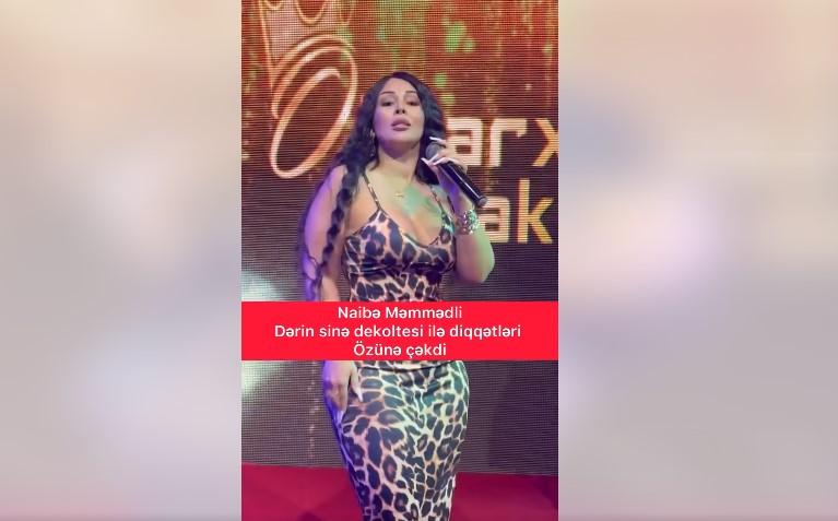 Naibə səhnəyə açıq geyimdə çıxıb – FOTO