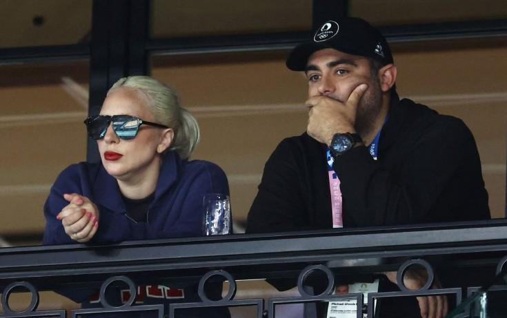 Ledi Qaqa nişanlanıb