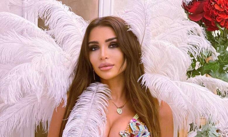 Renka at belində - FOTO