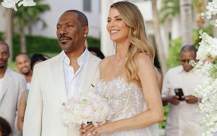 Aktyor 63 yaşında evlənib - FOTO