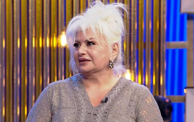 Əməkdar artist aparıcılıq edəcək