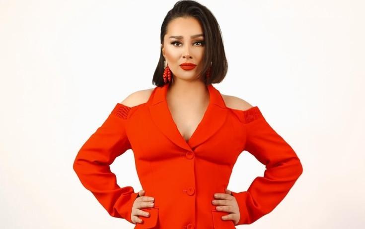 Xatirə qalibə 100 manat verib