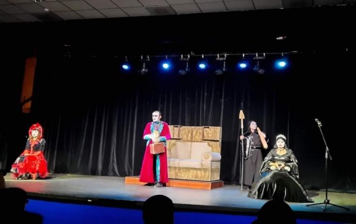 "Kral ölür" tamaşası Litvada göstərilib - FOTO