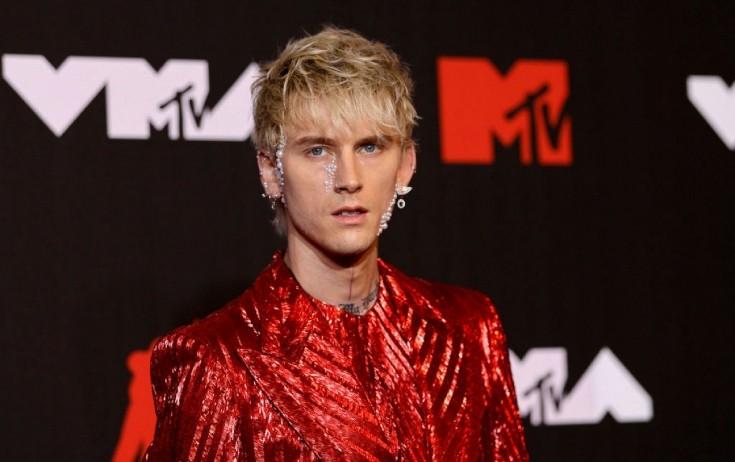 Reper pis vərdişlərdən uzaqlaşıb