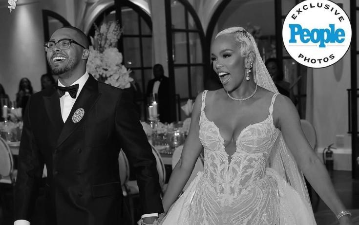 Müğənni 3-cü dəfə ailə qurub - FOTO