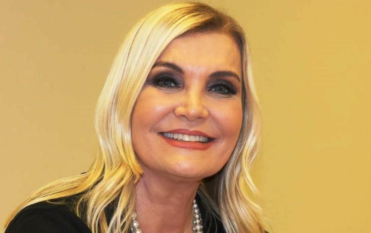 Aktrisa filmə çəkilir