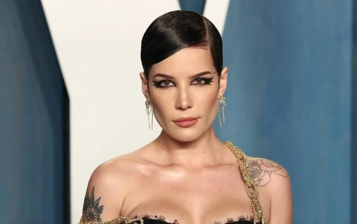 Müğənni vaxtilə 20 yaşında övladını itirib