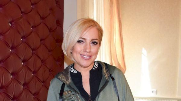 Əməkdar artist yeni görünüşdə - VİDEO