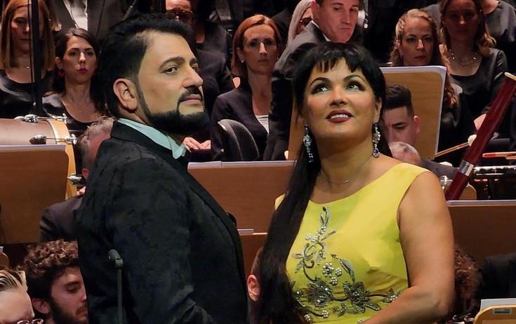 Yusif keçmiş xanımı ilə tez-tez görüşür