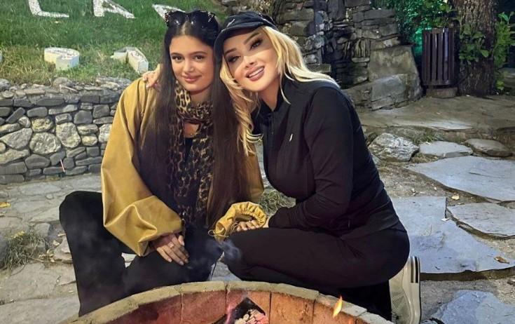 "Həyatımın mənası..." - FOTO