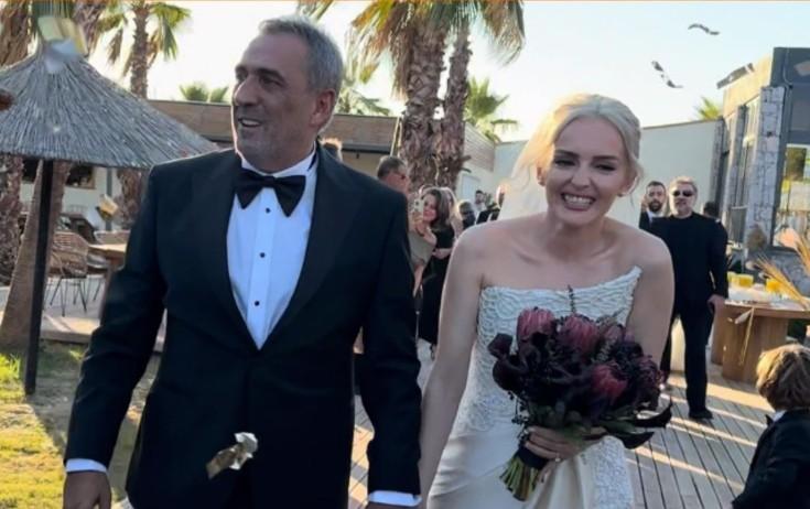 Müğənni-aktyor 5-ci dəfə evlənib - VİDEO