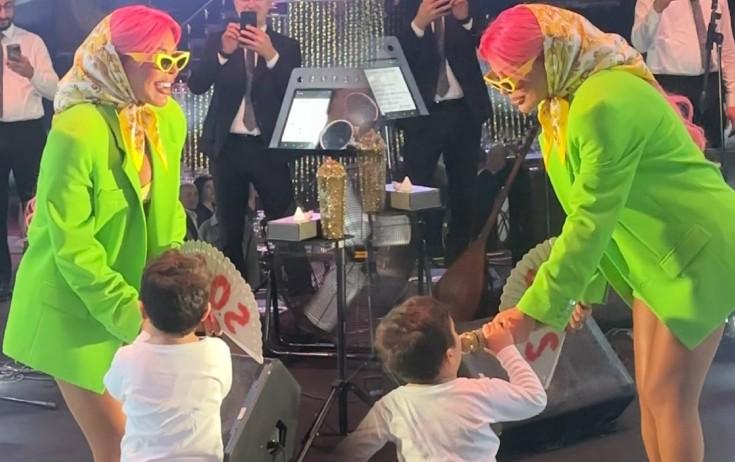 Uşaq Pop kraliçaya sevgi elan edib - FOTO