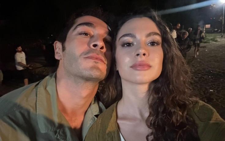 Aktyor eşq yaşayır