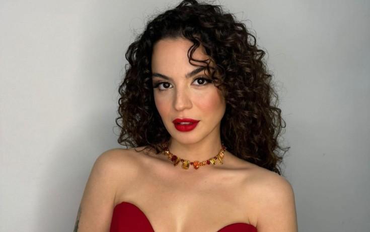 Aktrisa yeni eşqə düşüb - FOTO