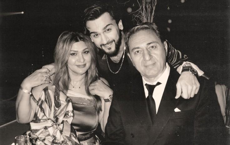 Coni valideynləri ilə - FOTO