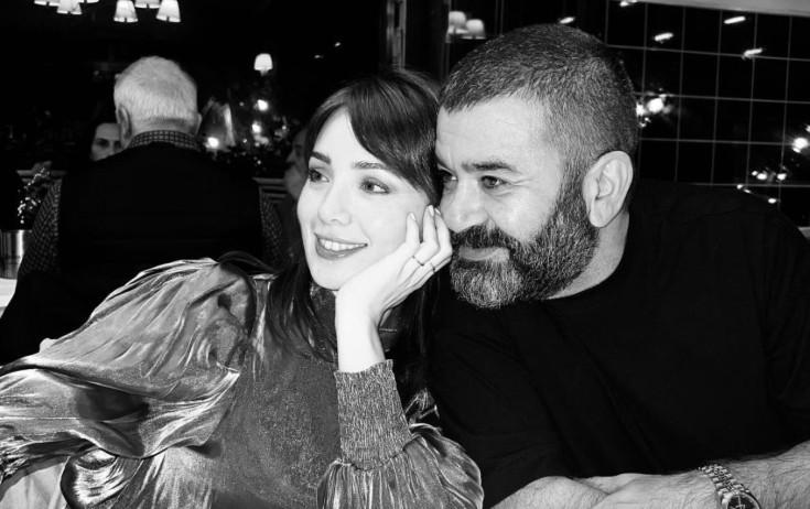 Aktyor aktrisadan ayrılıb