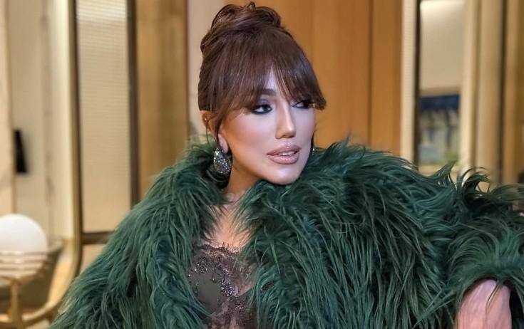 Lalə yaşıl rəngə vurğundur - FOTO