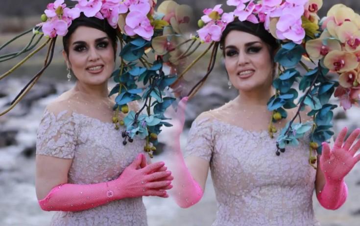 Elzanın başının gül dəstəsi - FOTO