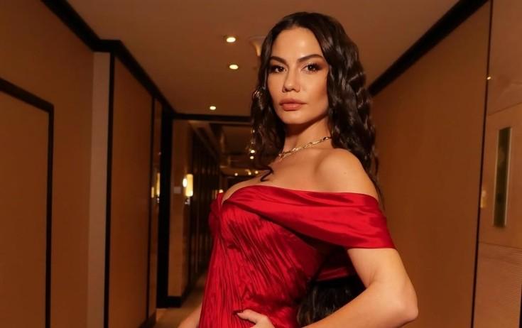 Aktrisanın gizli sevgilisi üzə çıxıb - FOTO