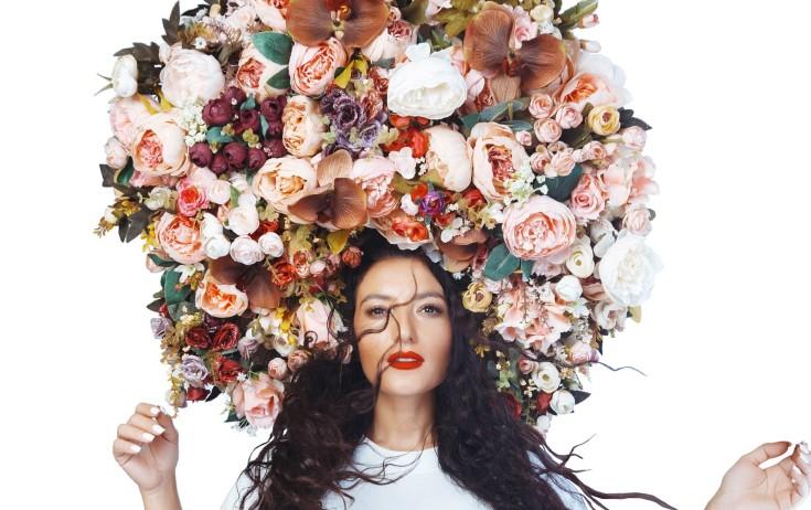 Dilarənin güldən çələngi - FOTO