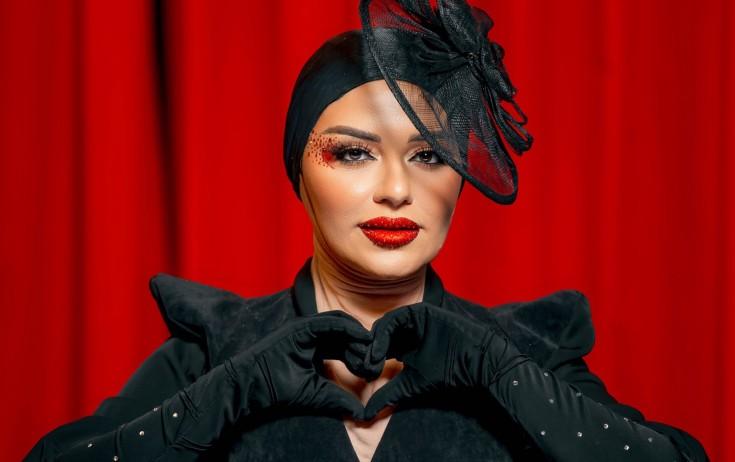 Xuraman şirniyyat yemir