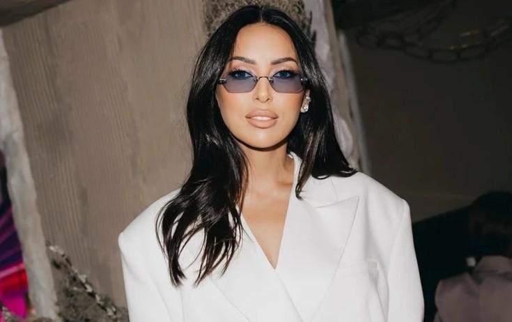 Alsu  yeni eşqə düşüb