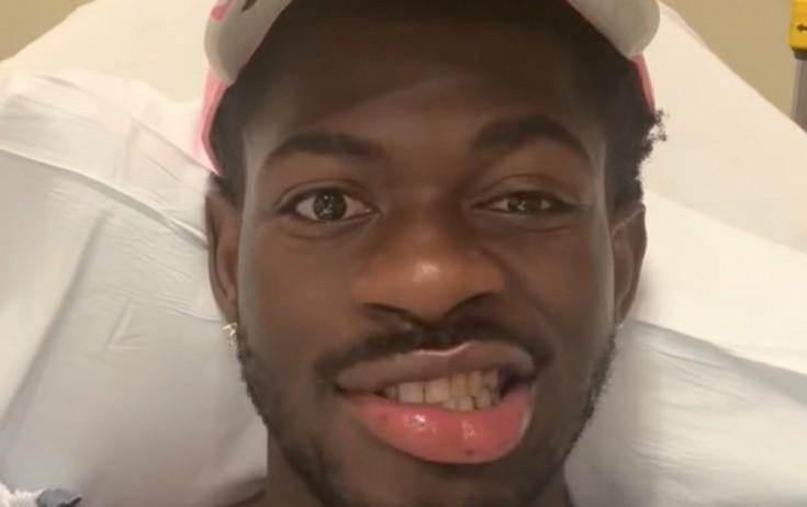 Reper qəfil iflic olub