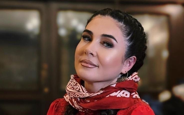 Elnarə dənizdə damla olmağı sevmir