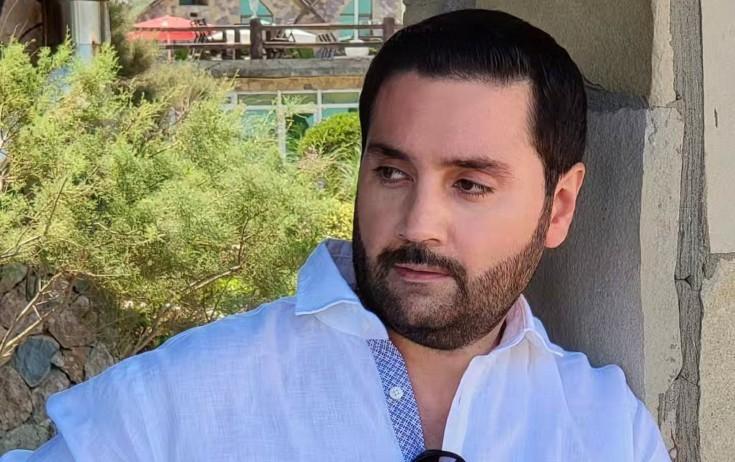 İzzət niyə konsert vermir?