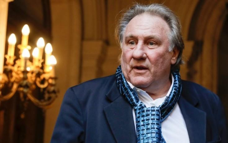 Aktyor zorakılıq edib